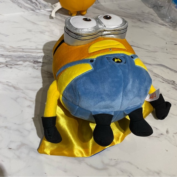 Minions plushies universal studios - Picture 3 of 6